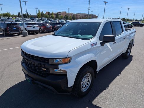 Certified 2020 Chevrolet Silverado 1500 W/T w/ Z71 Off-Road Package AWD/4WD image 8