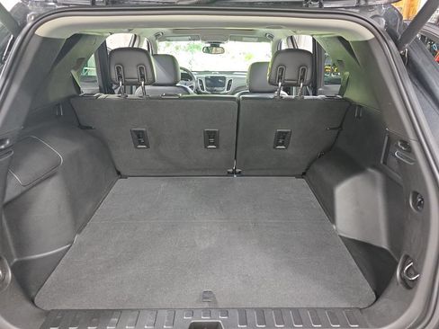 Used 2019 Chevrolet Equinox Premier AWD/4WD image 12