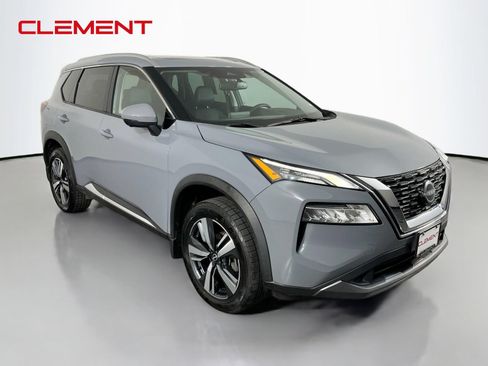 Used 2023 Nissan Rogue SL AWD/4WD image 3