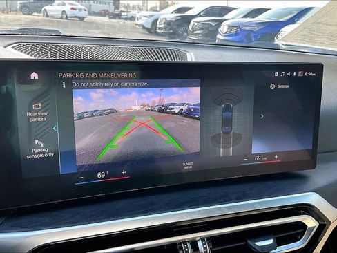 Used 2023 BMW 330e image 31