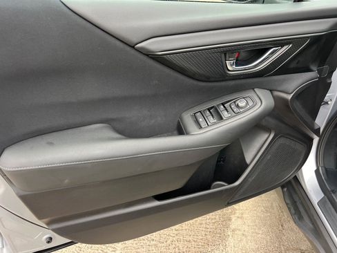 Used 2023 Subaru Outback Premium image 10