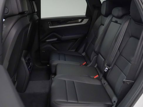 New 2026 Porsche Cayenne E-Hybrid image 18