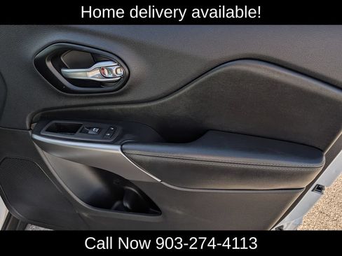 Used 2022 Jeep Cherokee Latitude Lux AWD/4WD image 36