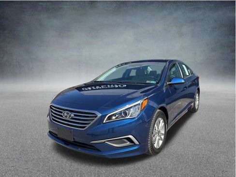 Used 2017 Hyundai Sonata SE image 1