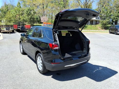 Used 2023 Chevrolet Equinox LT FWD image 15