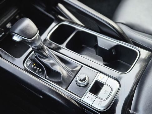 Used 2025 Kia Telluride S FWD image 26
