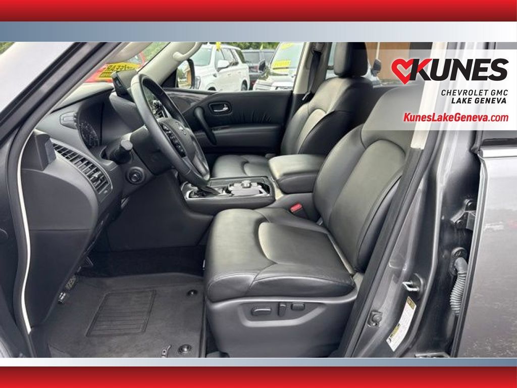 Used 2022 Nissan Armada SV w/ SV Appearance Package AWD/4WD image 12