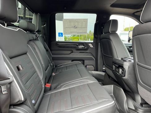 New 2026 GMC Sierra 2500 AT4X image 17