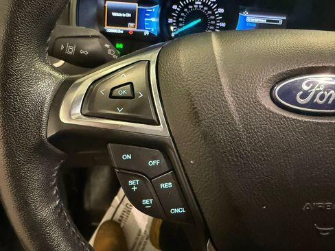 Used 2022 Ford Edge SEL AWD/4WD image 32