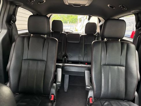 Used 2019 Dodge Grand Caravan GT FWD image 38