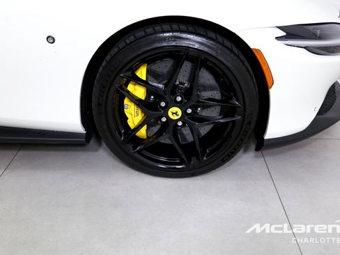 Used 2024 Ferrari Roma Spider image 29