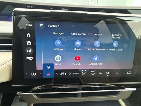 Used 2025 Lincoln Nautilus Premier AWD/4WD image 25