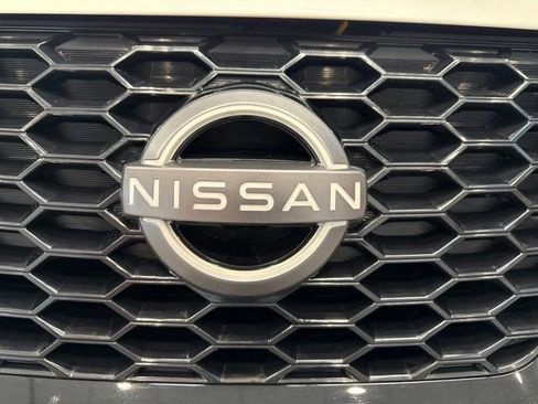Used 2024 Nissan Murano SV w/ SV Midnight Edition Package AWD/4WD image 12