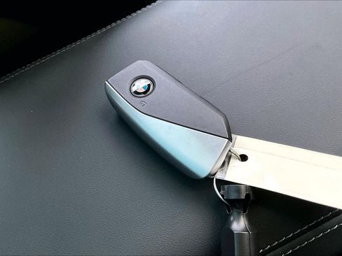 Used 2025 BMW X3 xDrive30i w/ Premium Package image 14