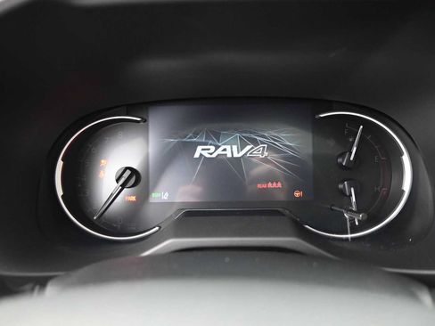 Used 2024 Toyota RAV4 XLE w/ Convenience Package AWD/4WD image 10