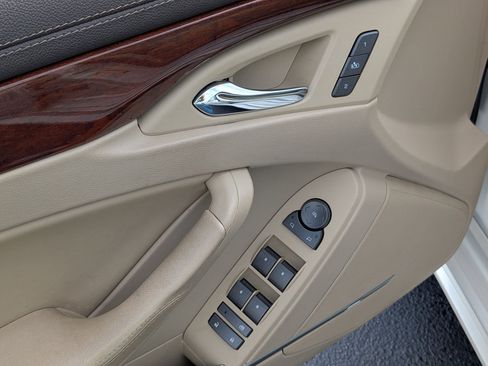 Used 2012 Cadillac CTS Luxury image 13