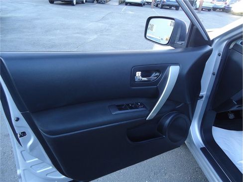 Used 2014 Nissan Rogue S w/ Convenience Package image 10