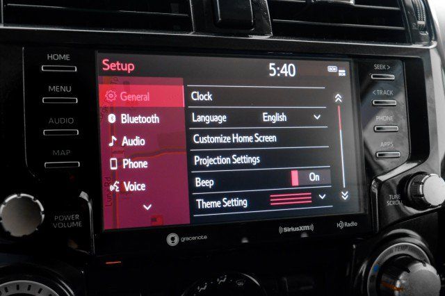 Used 2020 Toyota 4Runner TRD Off-Road AWD/4WD image 32