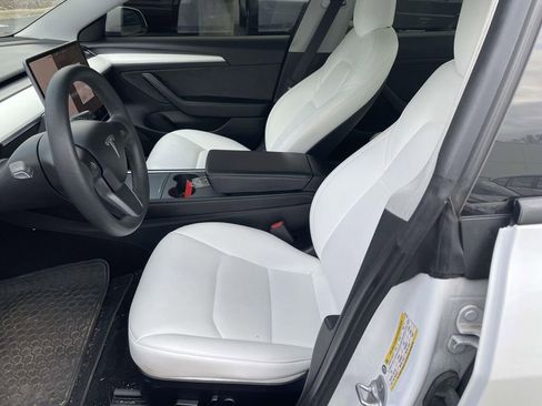 Used 2021 Tesla Model 3 Long Range image 28