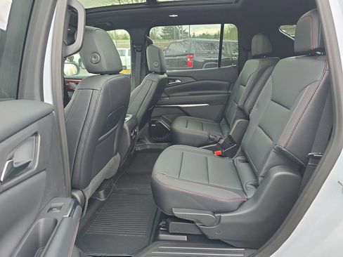 New 2026 Chevrolet Traverse Z71 w/ Enhanced Driving Package image 30