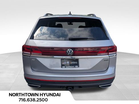 Used 2026 Volkswagen Atlas SE AWD/4WD image 14