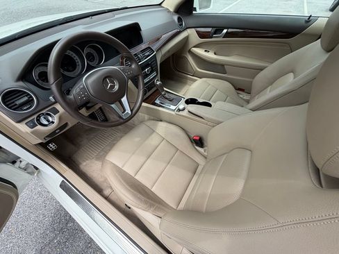 Used 2014 Mercedes-Benz C 250 Coupe image 17