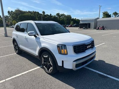 Certified 2024 Kia Telluride S w/ S Sunroof Package