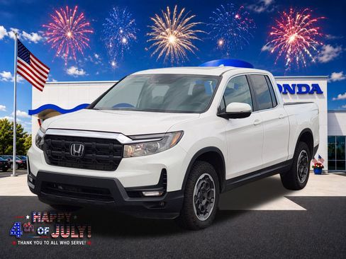 Used 2024 Honda Ridgeline RTL+ image 2