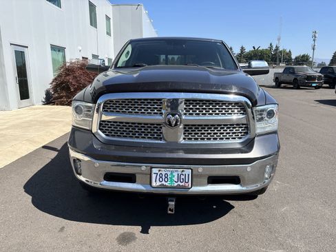 Used 2016 RAM 1500 Laramie w/ Convenience Group AWD/4WD image 7