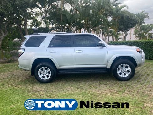 Used 2024 Toyota 4Runner SR5 image 8