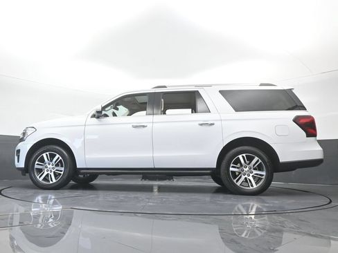 Used 2024 Ford Expedition Max Limited RWD image 21