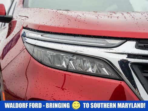 Used 2024 Chevrolet Equinox LT image 13