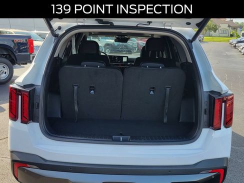 Used 2025 Kia Sorento X-Line EX AWD/4WD image 8