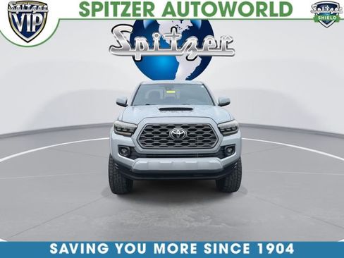 Used 2021 Toyota Tacoma TRD Sport image 3