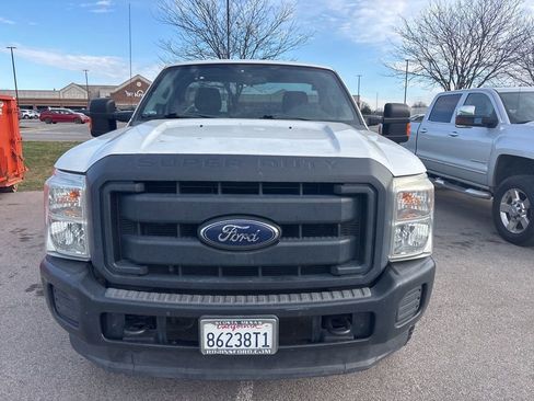 Used 2015 Ford F250 XL w/ Power Equipment Group image 3