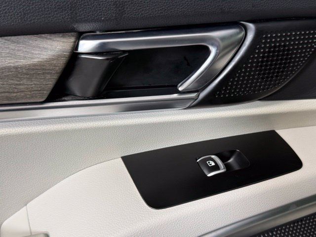 Used 2021 Kia Telluride SX FWD image 24