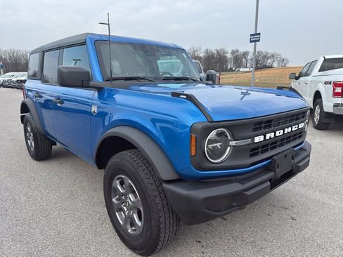 Used 2025 Ford Bronco Big Bend image 3