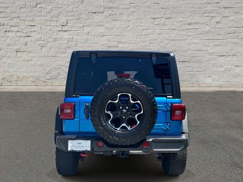 Used 2023 Jeep Wrangler Unlimited Rubicon w/ LED Lighting Group AWD/4WD image 4