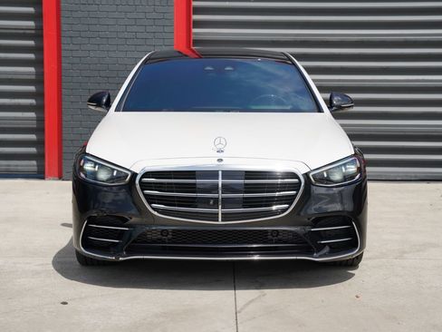 Used 2024 Mercedes-Benz S 580 4MATIC Sedan w/ AMG Line image 4