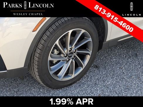 Certified 2024 Lincoln Corsair AWD w/ Equipment Group 101A image 12