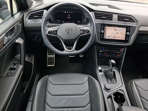 Used 2023 Volkswagen Tiguan SEL R-Line AWD/4WD image 22