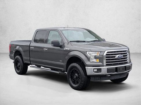 Used 2015 Ford F150 XLT w/ Equipment Group 301A Mid image 3