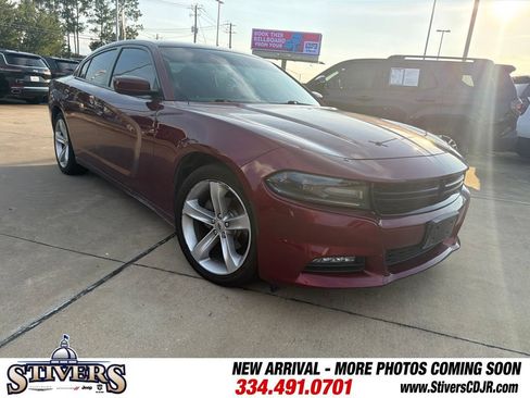 Used 2018 Dodge Charger SXT Plus w/ Quick Order Package 29J RWD image 1
