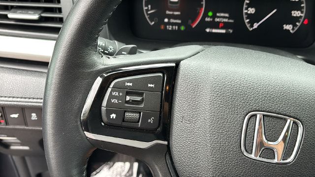 Used 2025 Honda Odyssey EX-L image 23