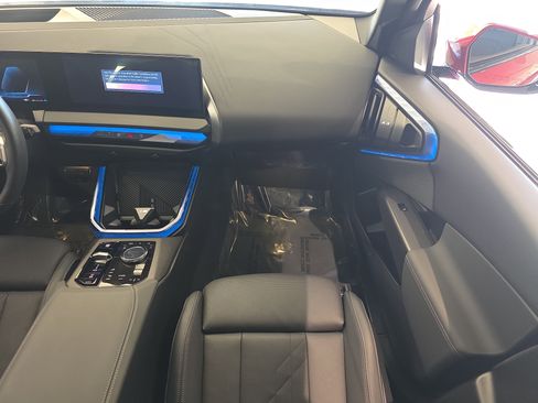 Used 2025 BMW X3 xDrive30i w/ Premium Package image 15