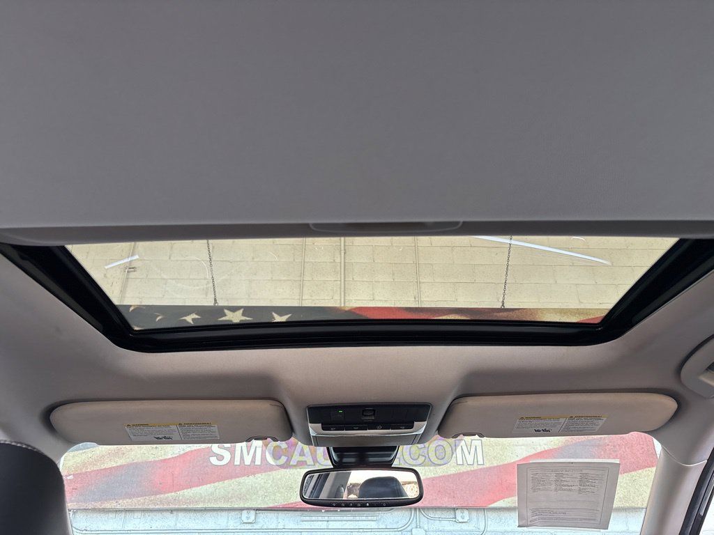 Used 2020 Nissan Altima 2.5 SL FWD image 8