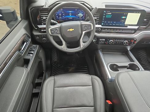 Certified 2024 Chevrolet Silverado 3500 LTZ w/ LTZ Plus Package image 21