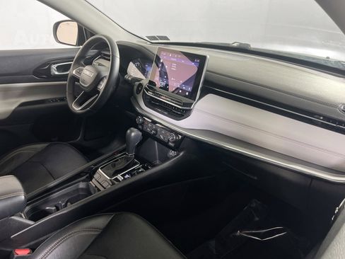 Used 2022 Jeep Compass Limited image 26