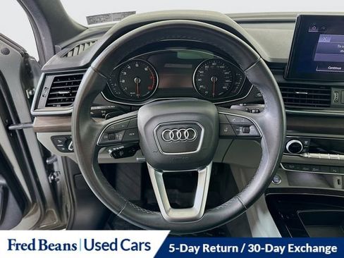 Used 2023 Audi Q5 2.0T Premium w/ Convenience Package image 12