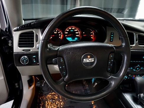 Used 2006 Chevrolet Monte Carlo SS w/ Convenience Package FWD image 55